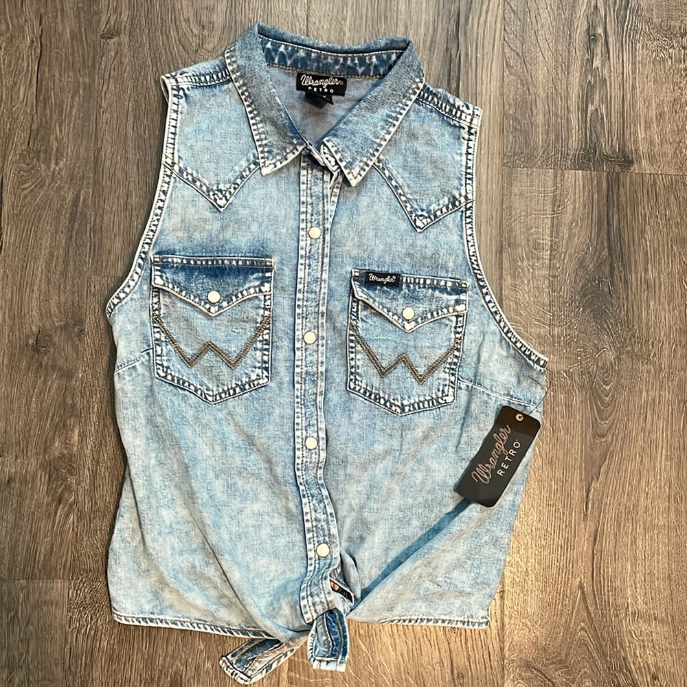 Wrangler Retro sleeveless Jean shirt button up tie up size small